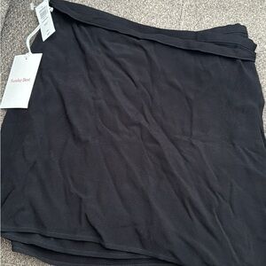 Sunday best Dawson skirt from Aritzia size S
